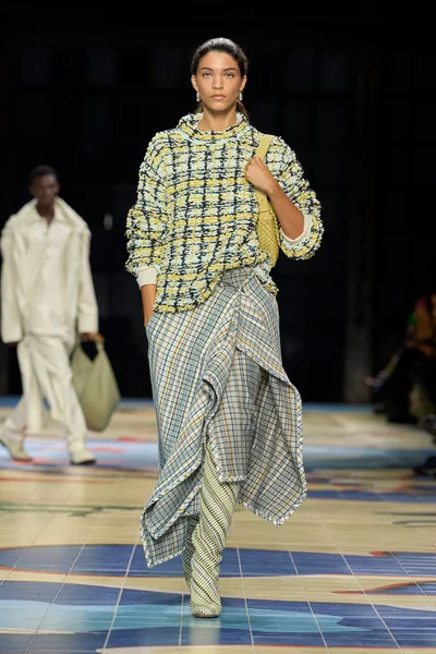 Look 31